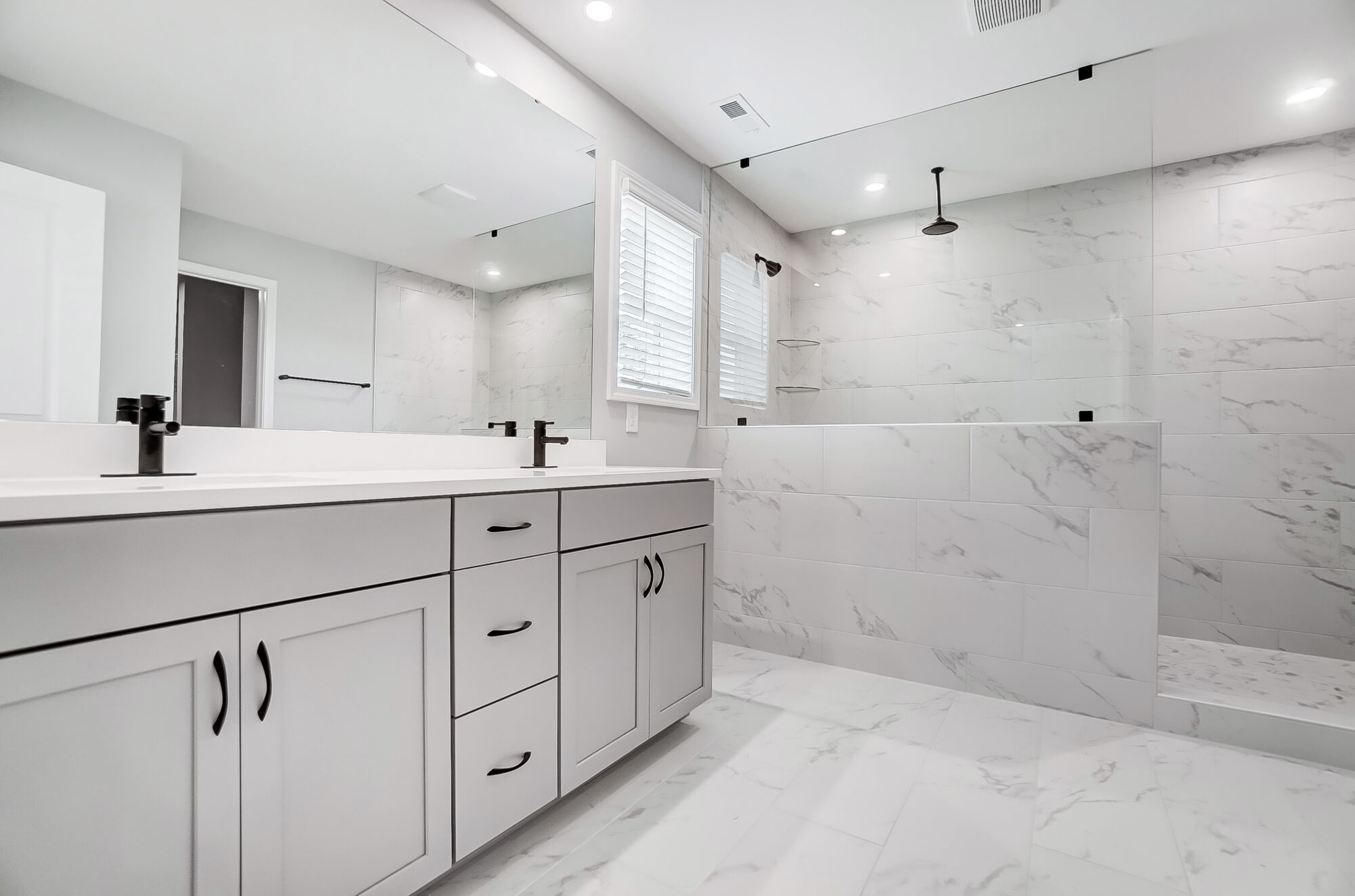 Owner's private bath