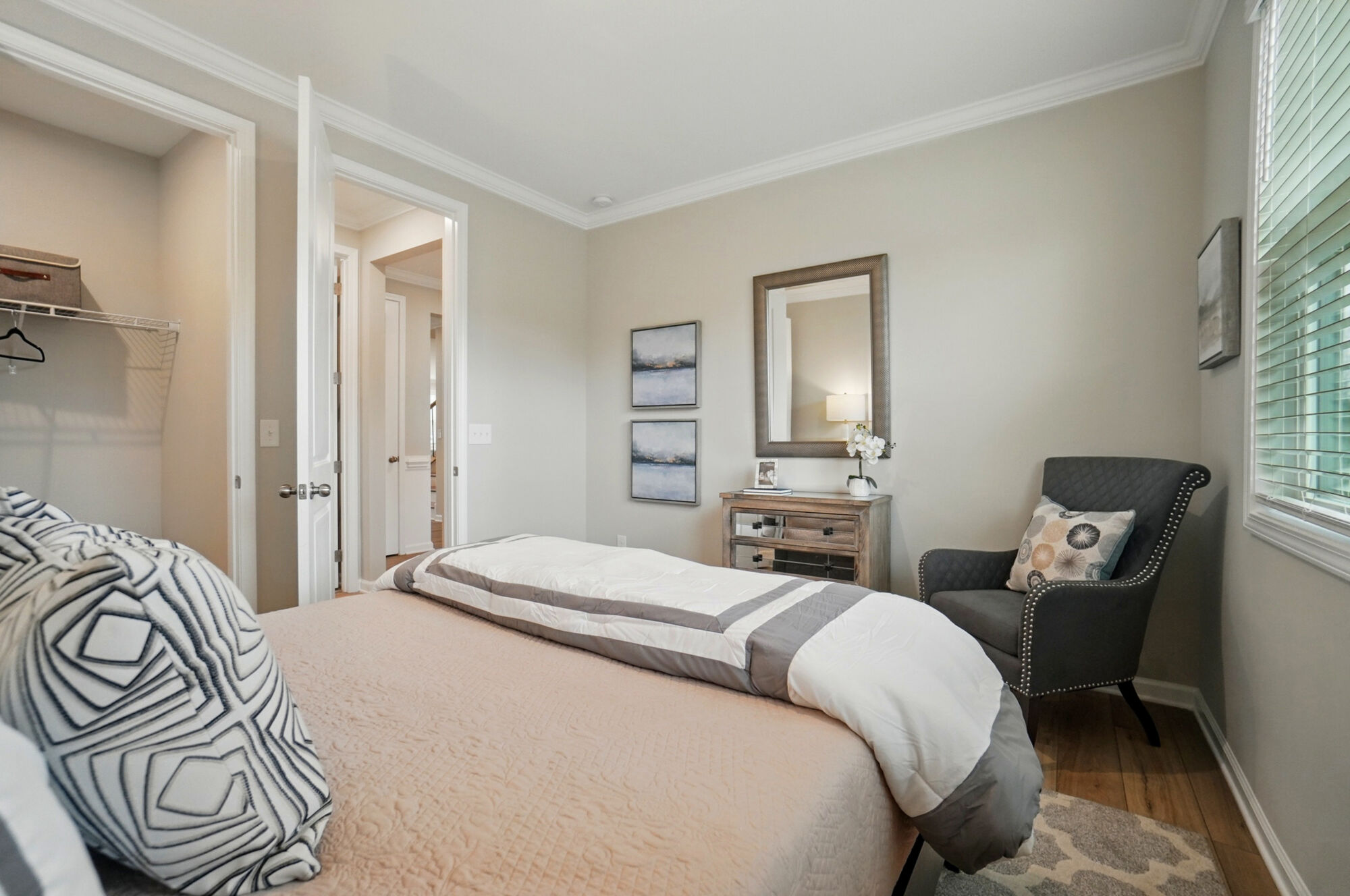 Guest suite