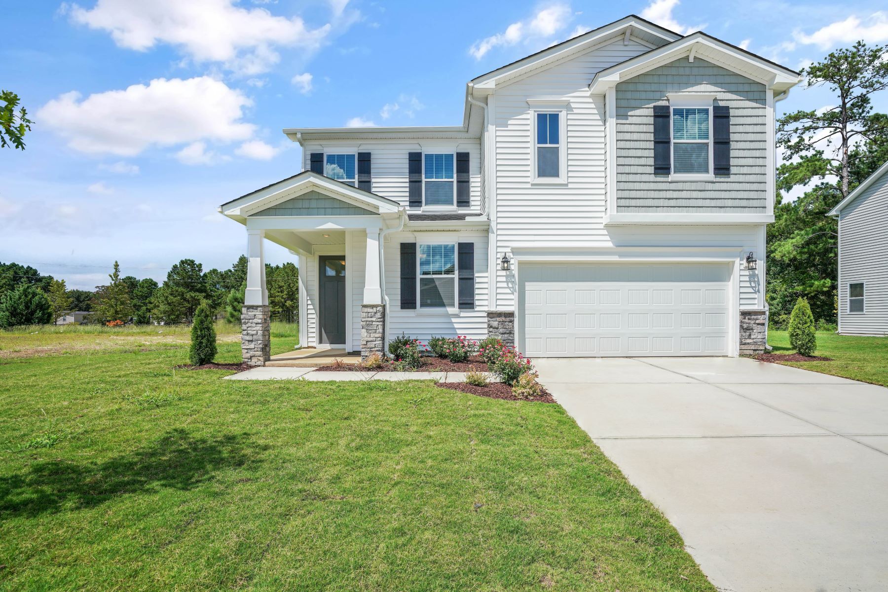 63 Lynncrest Way