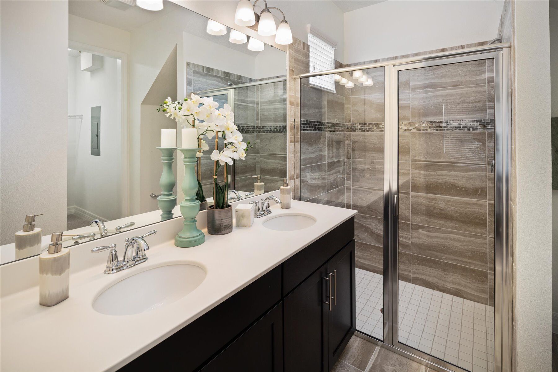 Owner's Bath
