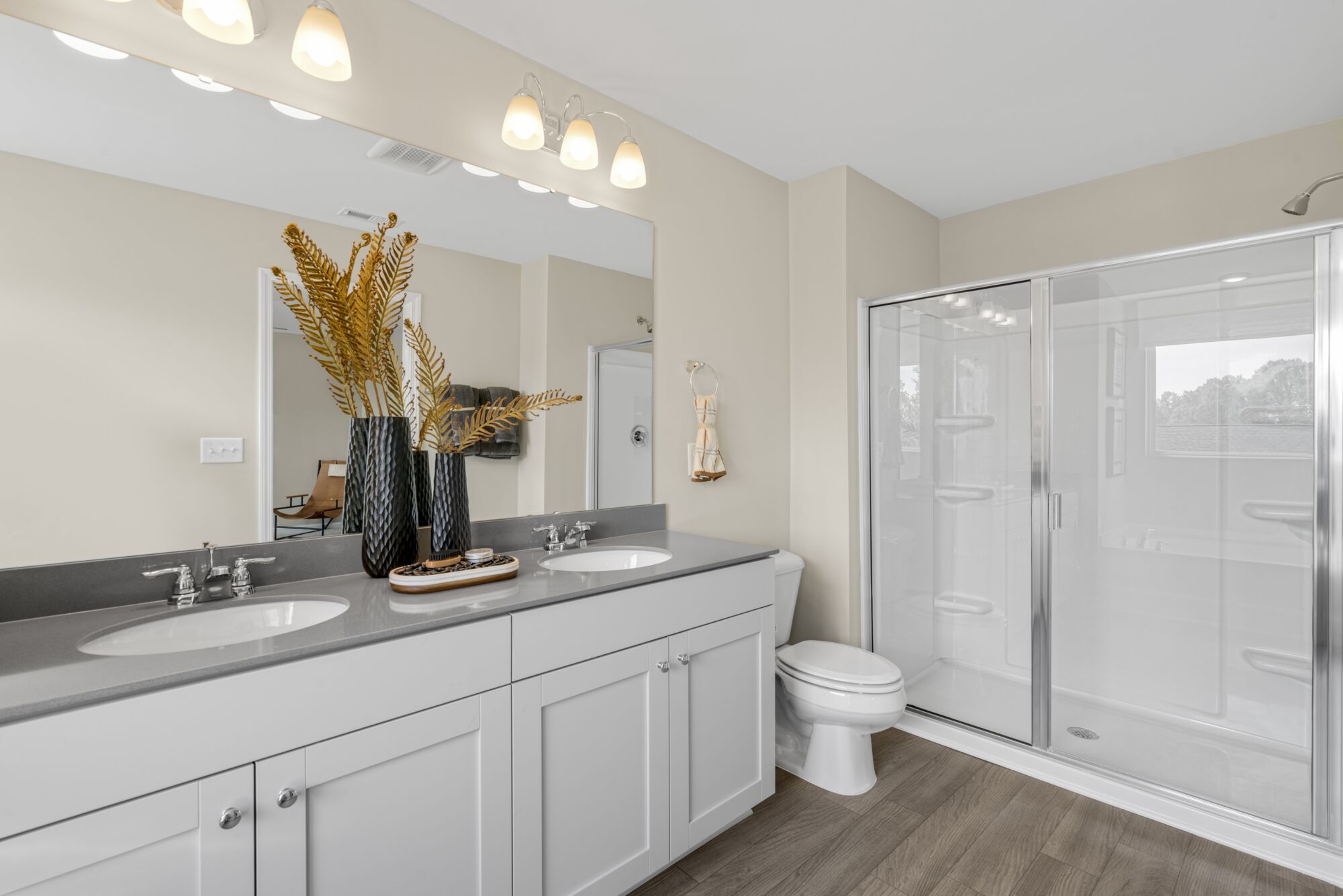 *Photo representation of Owners Bath Oasis