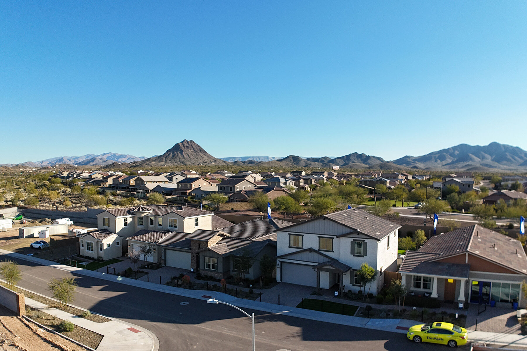 Sendero Crossing