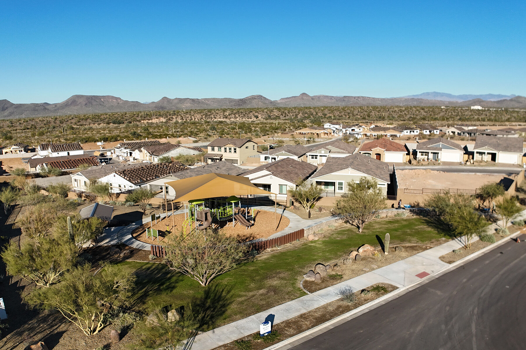 Sendero Crossing