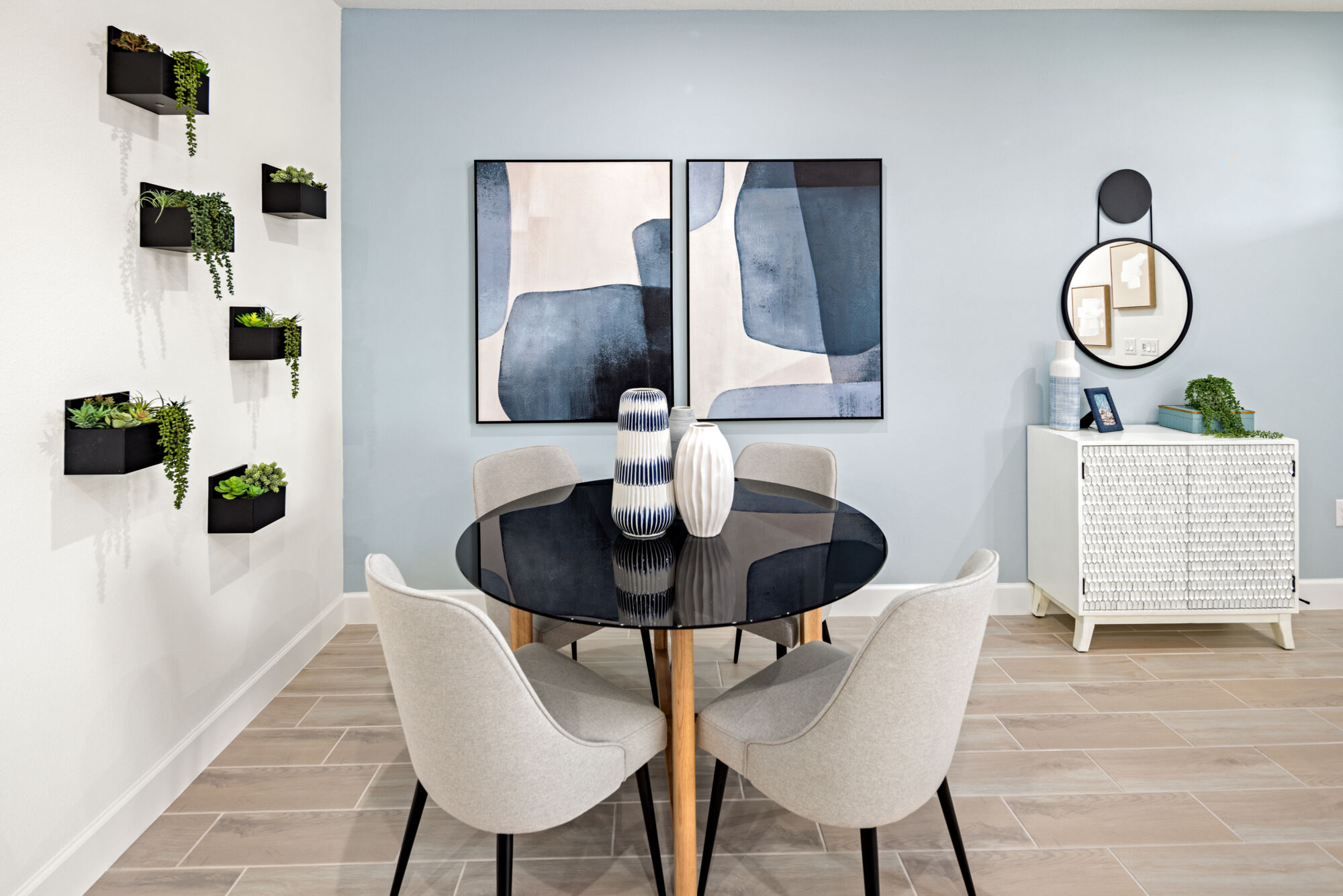 MODEL PHOTOGRAPHY - Dining Room