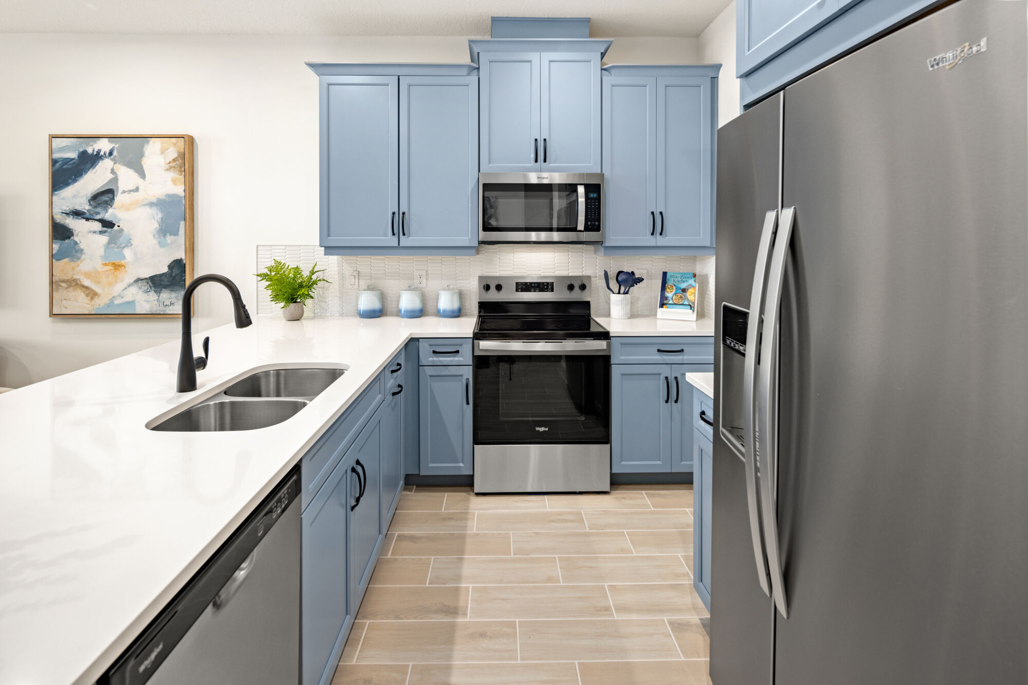 MODEL PHOTOGRAPHY - Kitchen