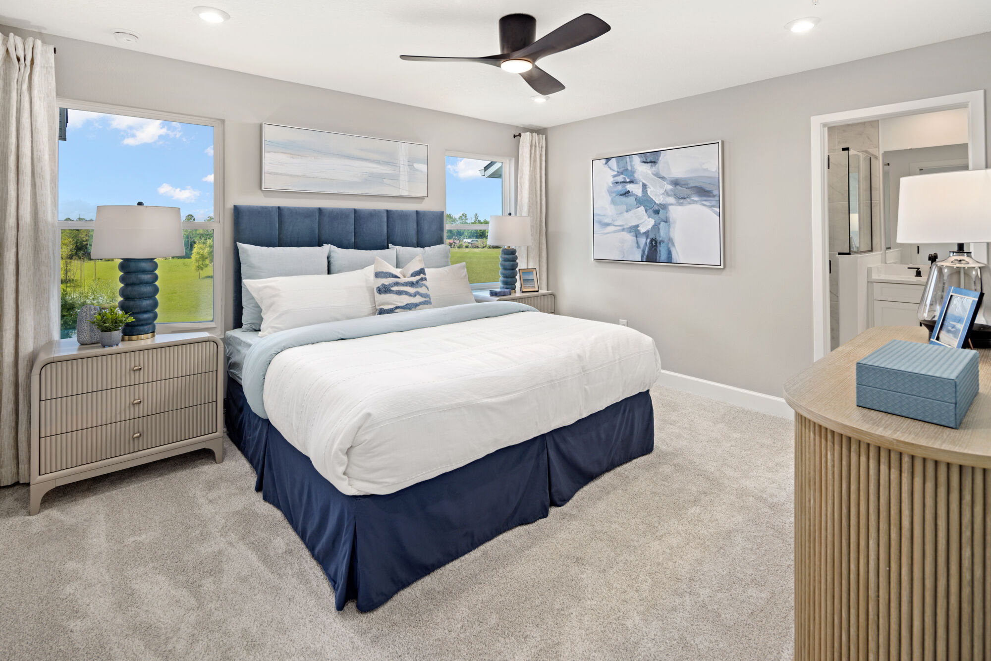 MODEL PHOTOGRAPHY - Owner's Suite