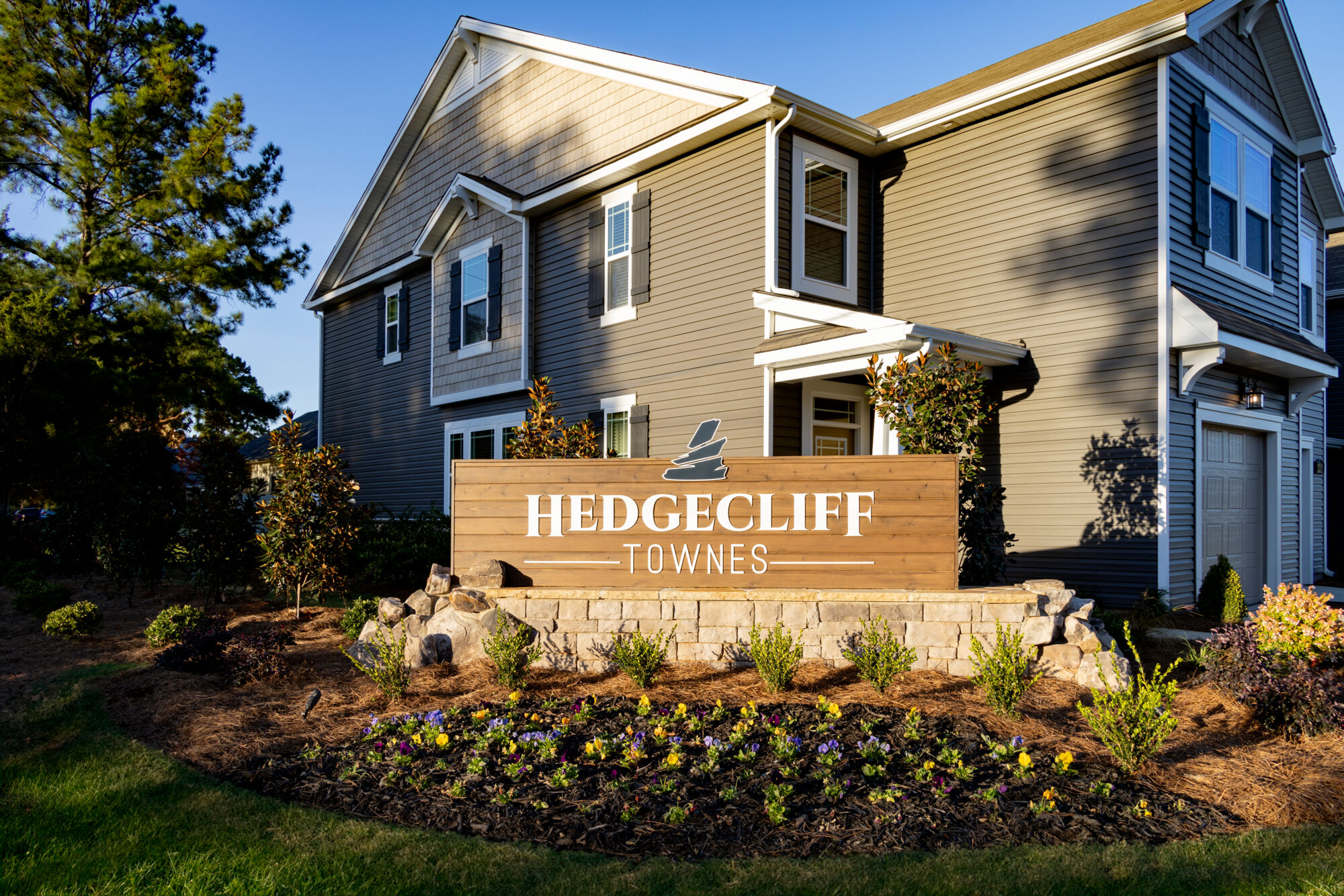 Hedgecliff Townes